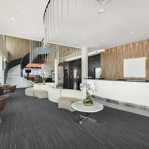 4* Hotel River Garden +